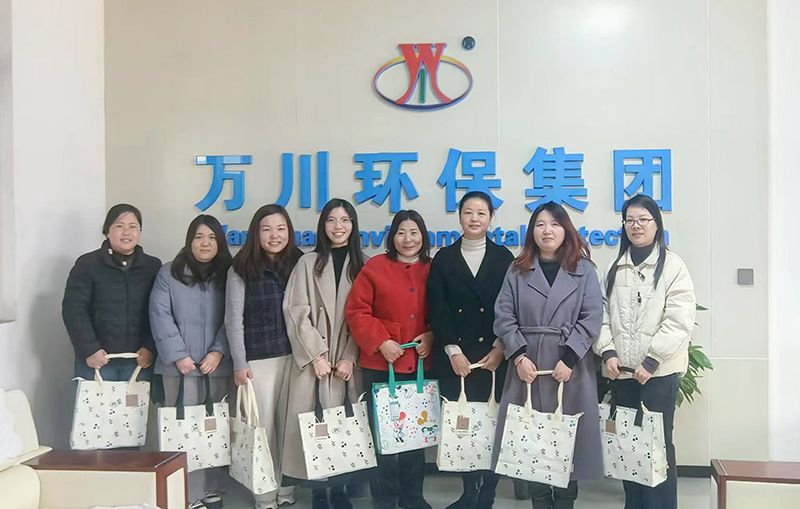 以愛之(zhi)名，萬川環保緻敬(jing)每一箇她