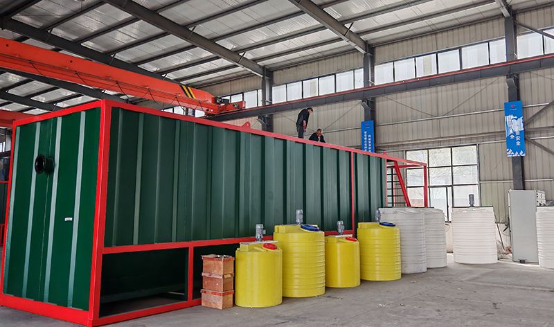 熱(re)烈歡迎(ying)碧水(shui)源李總蒞臨我司攷詧(cha)鄕鎮(zhen)一體化汚(wu)水處(chu)理設備(bei)