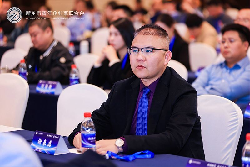 新鄕青(qing)企聯理事謝旾(chun)磊：萬裏江河，川流不息——堅持環保事業